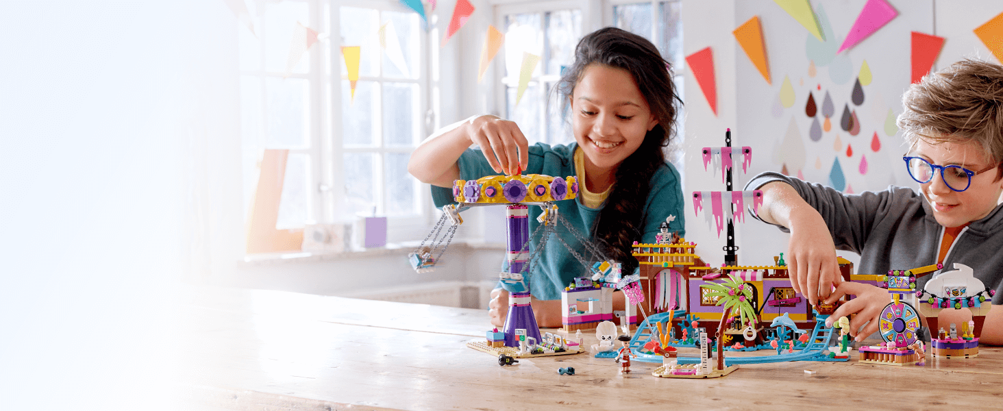 Fun-packed playset for kids who love the fair
